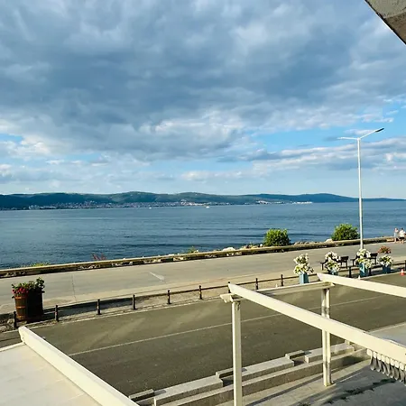 Paradiso 'в' - 107 Panoramic Sea View Large Apartment