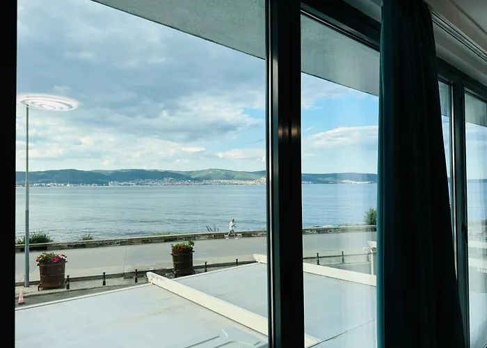 Paradiso 'в' - 107 Panoramic Sea View Large